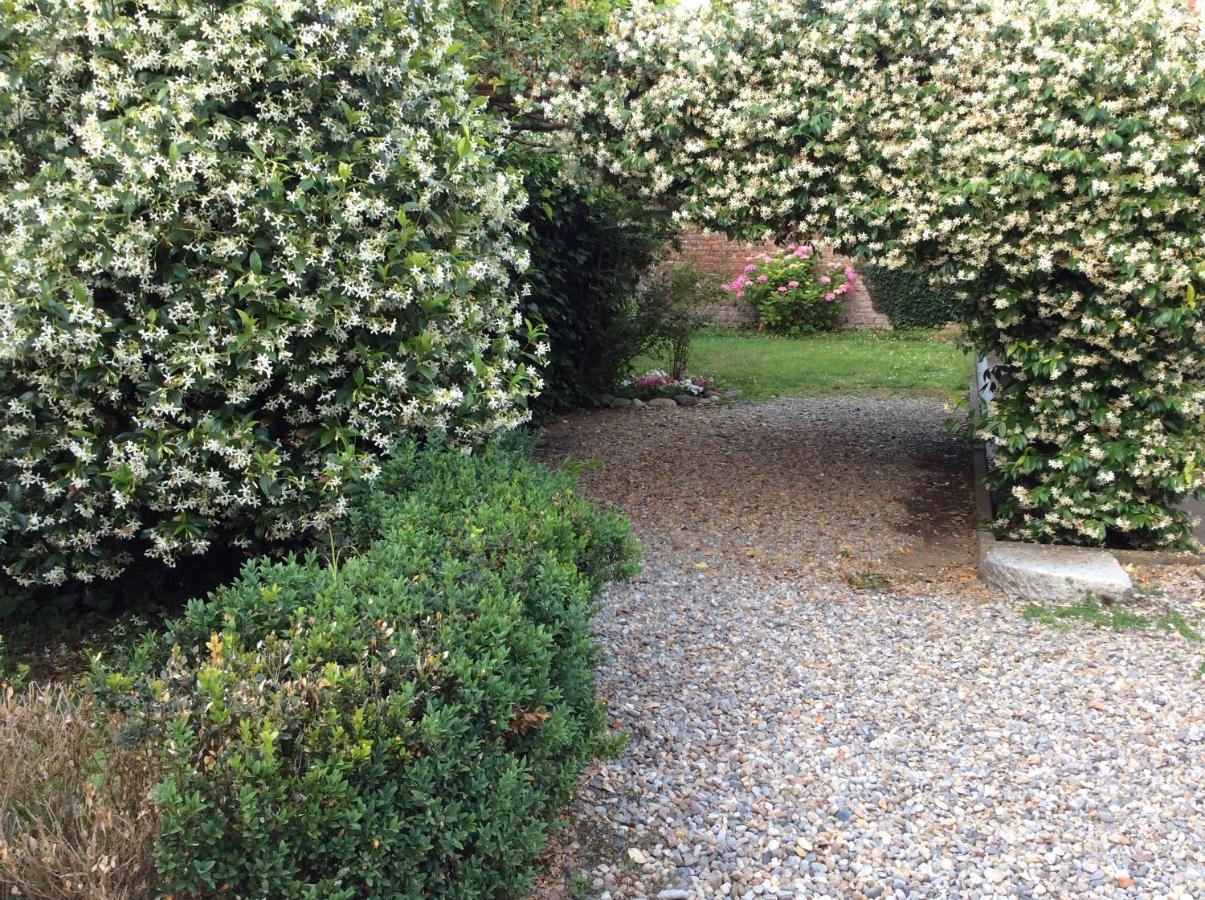 Aria Di Campagna Bed and Breakfast Lodi Buitenkant foto